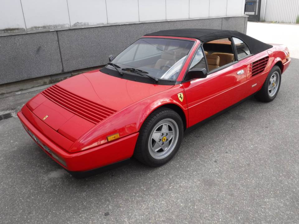 Immagine 2/50 di Ferrari Mondial 3.2 (1988)
