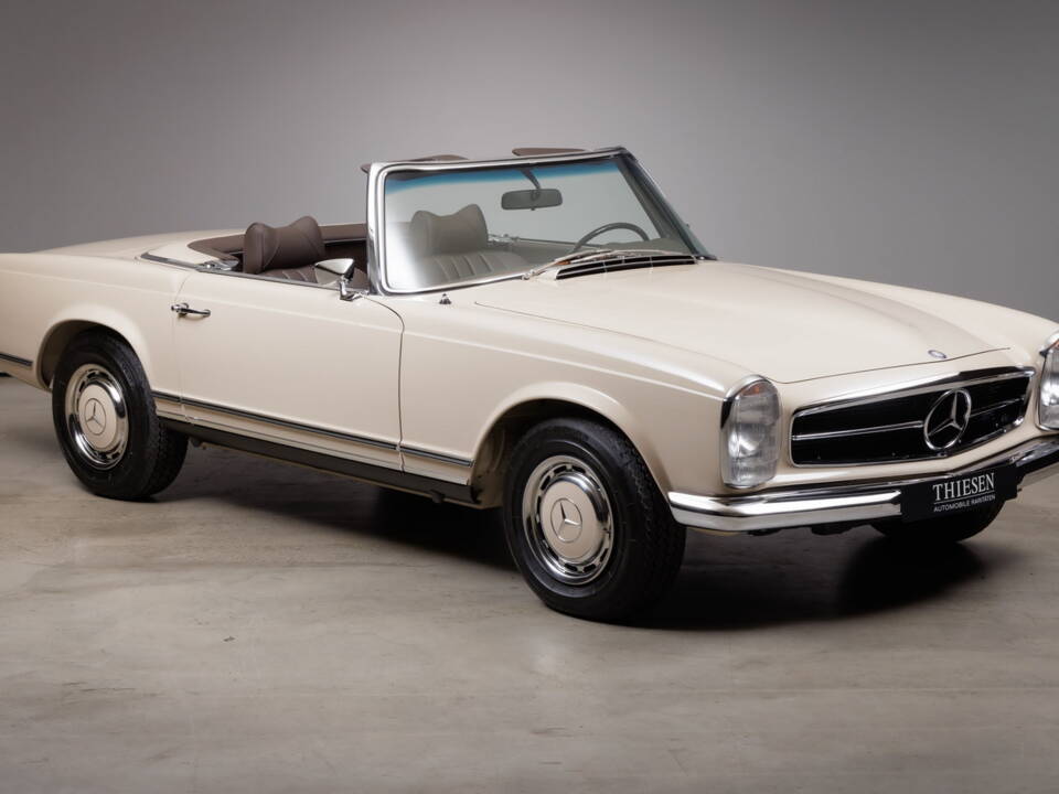 Imagen 2/37 de Mercedes-Benz 280 SL (1969)