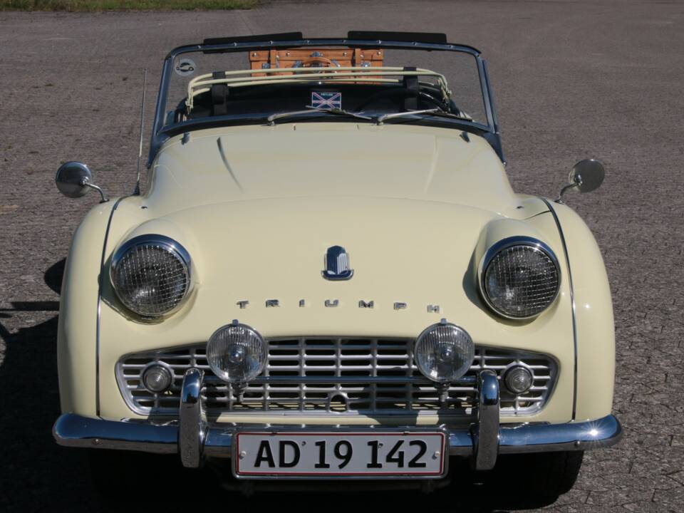 Image 9/83 of Triumph TR 3A (1959)