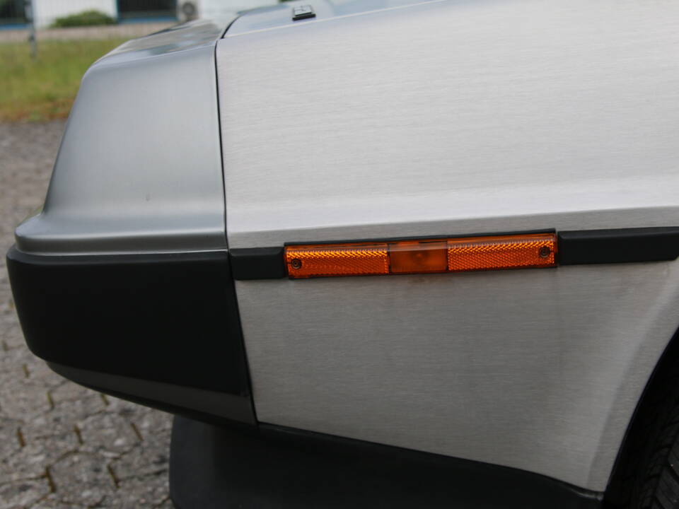 Image 36/92 of DeLorean DMC-12 (1982)