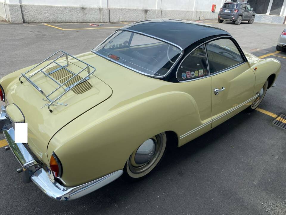 Image 13/26 of Volkswagen Karmann Ghia 1200 (1963)