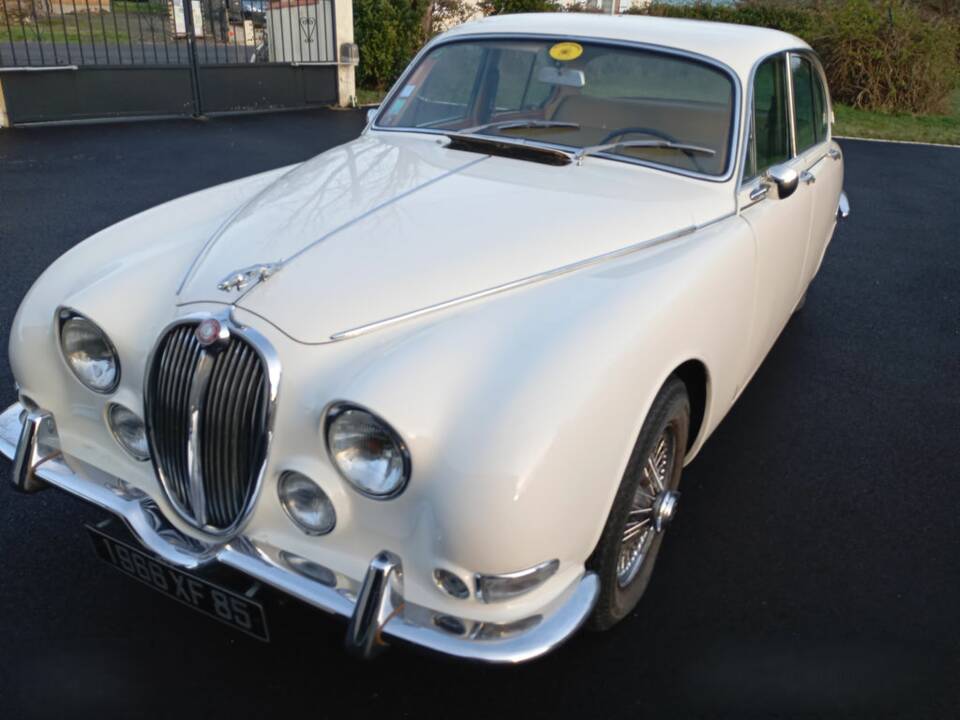 Imagen 1/8 de Jaguar S-Type 3.8 (1966)