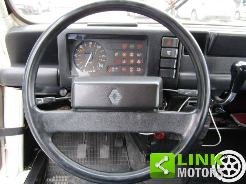 Imagen 5/10 de Renault R 4 TL (1987)