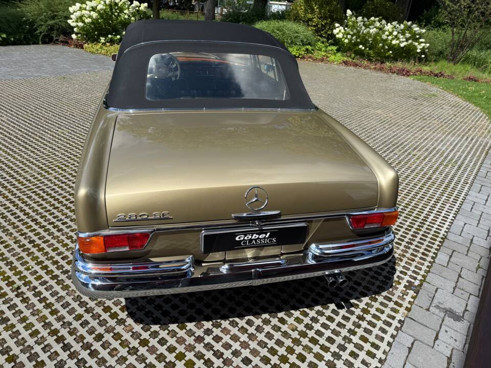 Image 9/39 de Mercedes-Benz 280 SE (1968)