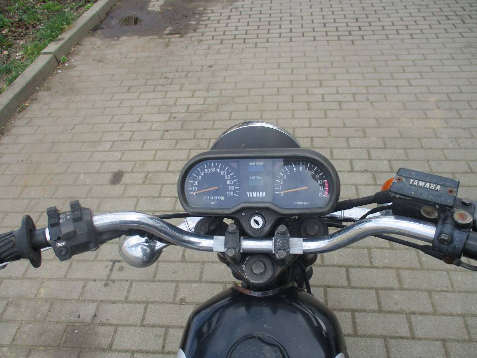 Bild 8/14 von Yamaha DUMMY (1981)