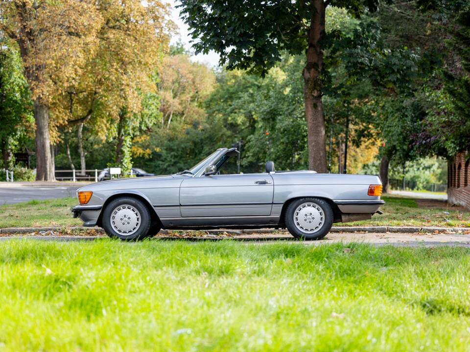 Bild 21/36 von Mercedes-Benz 420 SL (1987)