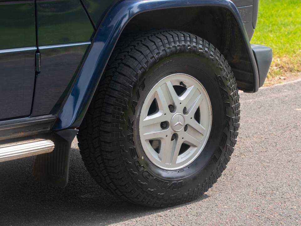 Bild 9/39 von Mercedes-Benz 300 GE (lang) (1995)