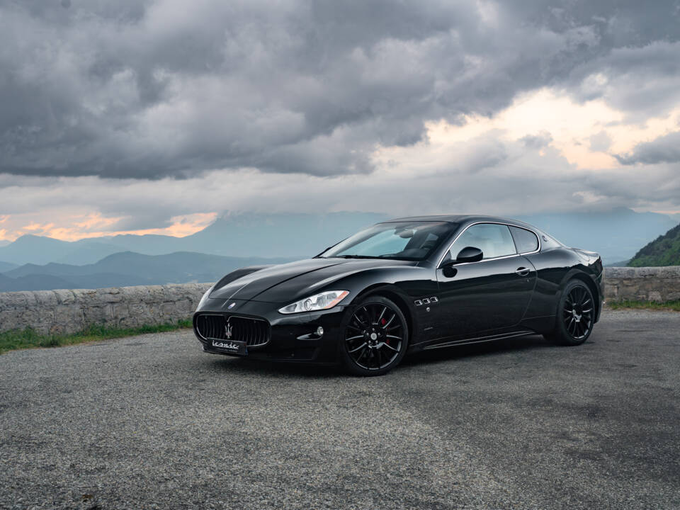 Afbeelding 1/12 van Maserati GranTurismo S (2011)