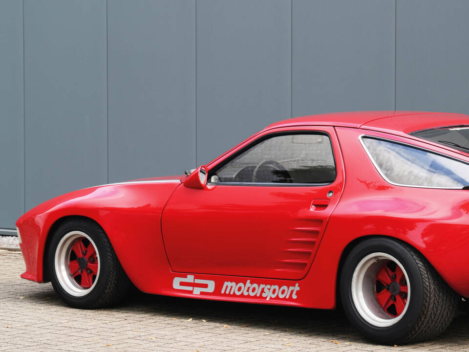 Image 23/52 of Porsche 928 S (1980)