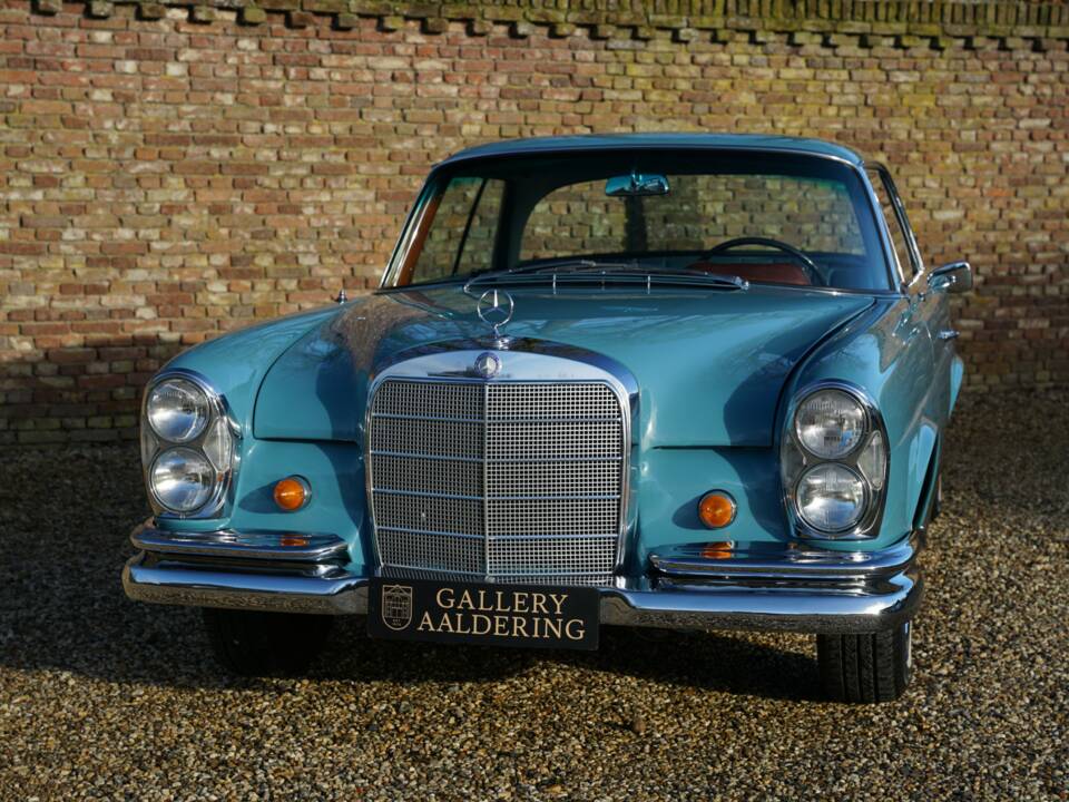 Bild 50/50 von Mercedes-Benz 250 SE (1967)