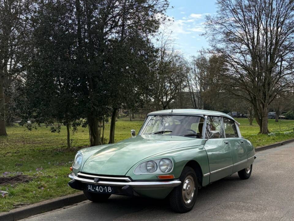 Image 1/26 of Citroën D Super (1971)