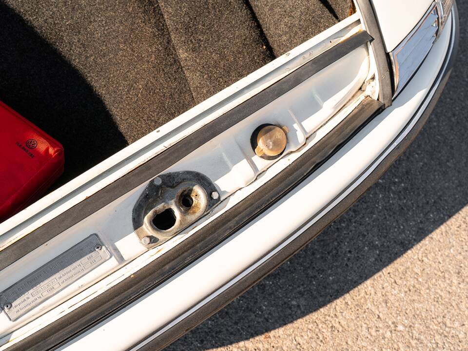 Image 44/47 de Porsche 911 2.2 S (1970)