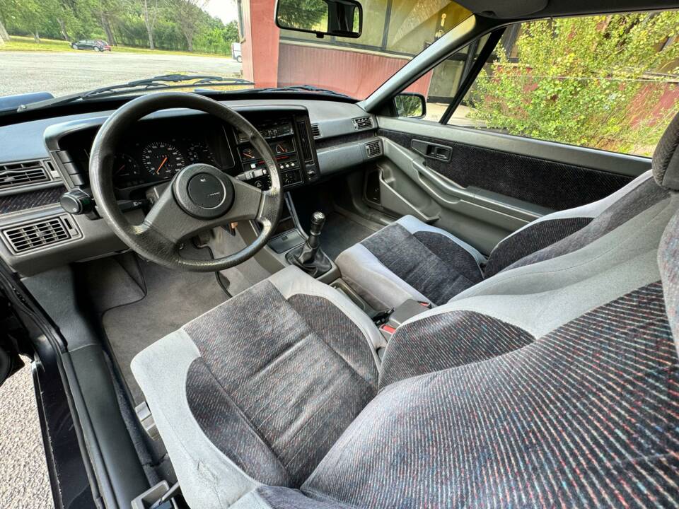 Immagine 20/29 di Volvo 480 Turbo (1990)