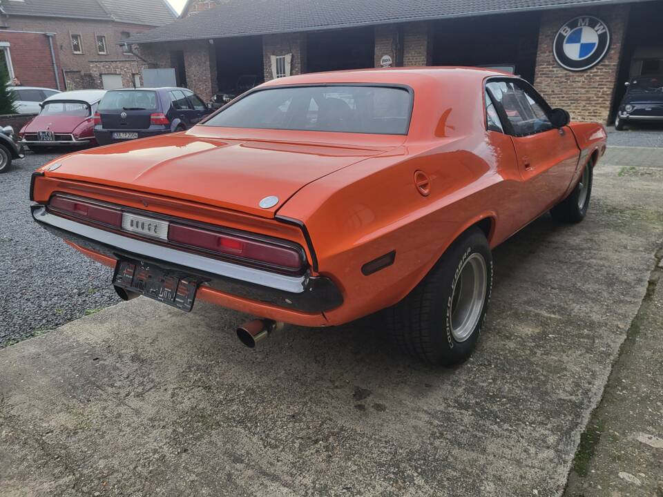 Image 14/46 de Dodge Challenger R&#x2F;T 440 Six-Pack (1970)