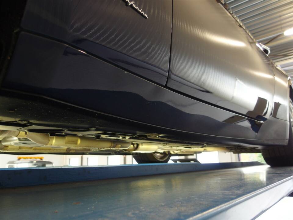 Image 82/99 of Maserati GranTurismo 4.2 (2008)