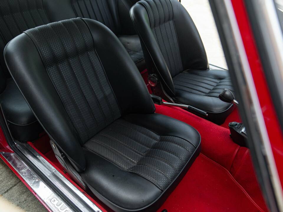 Bild 29/50 von Alfa Romeo Giulia 1600 Sprint GT Veloce (1967)
