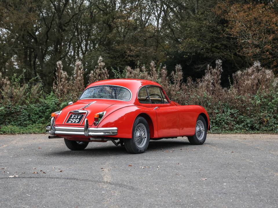 Image 10/45 of Jaguar XK 150 FHC (1960)