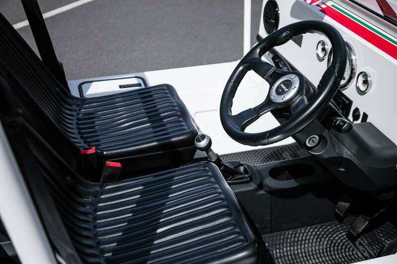 Immagine 2/44 di Mini Moke electric (2021)