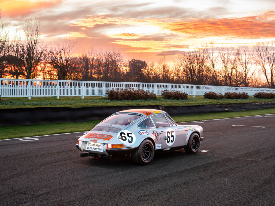 Image 11/17 of Porsche 911 2.5 ST (1970)