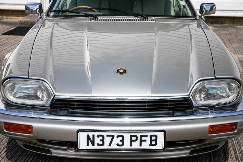 Image 29/32 de Jaguar XJS 4.0 Celebration (1996)