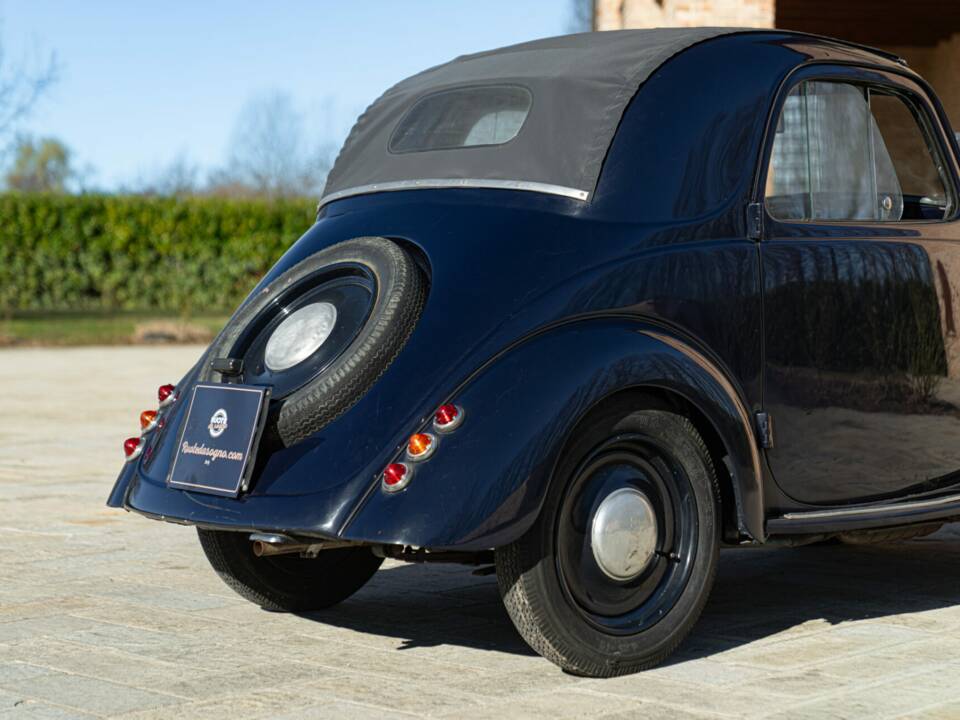 Image 14/50 de FIAT 500 B Topolino (1948)
