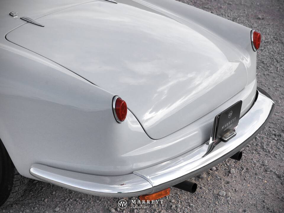 Image 43/70 of Lancia Aurelia B24 Convertible (1957)