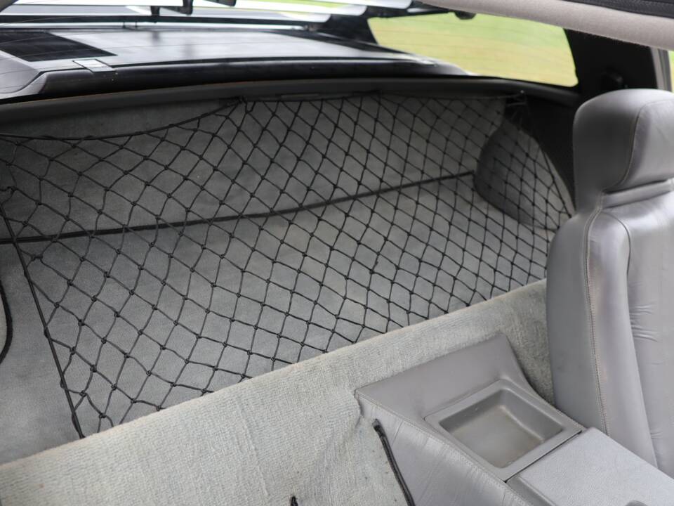 Image 19/50 de DeLorean DMC-12 (1981)