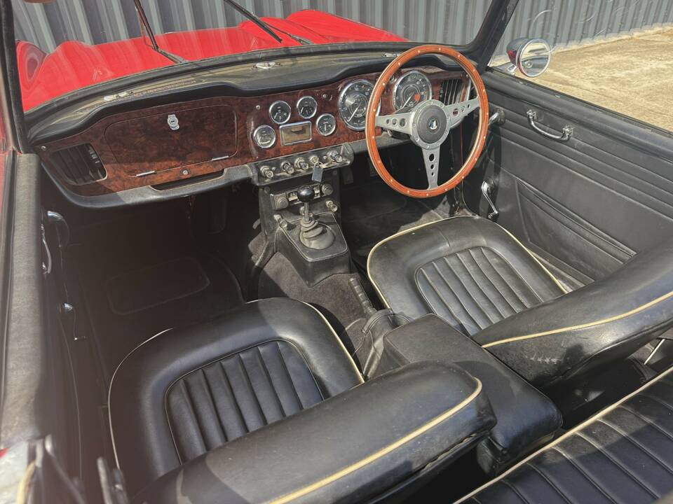 Imagen 17/19 de Triumph TR 4A IRS (1967)