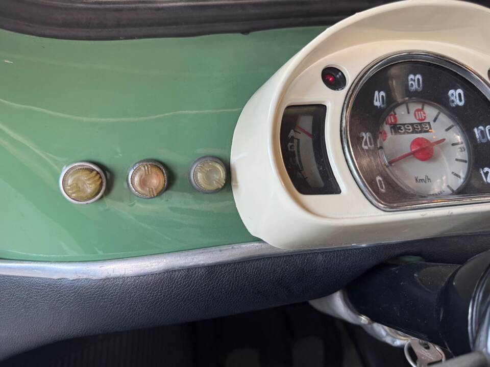 Immagine 24/36 di SEAT 600 D (1966)