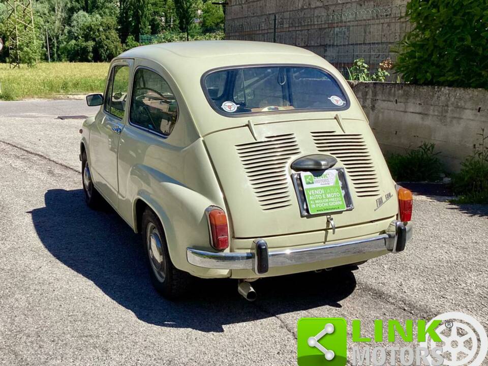 Immagine 7/10 di FIAT 600 D (1966)