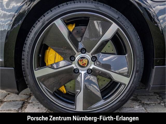 Obraz 11/49 pojazdu Porsche Taycan Turbo S Cross Turismo (2021)
