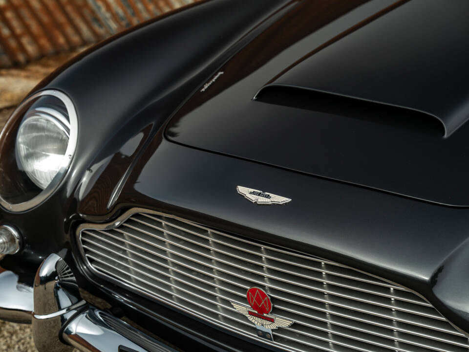 Image 24/25 of Aston Martin DB 5 (1964)