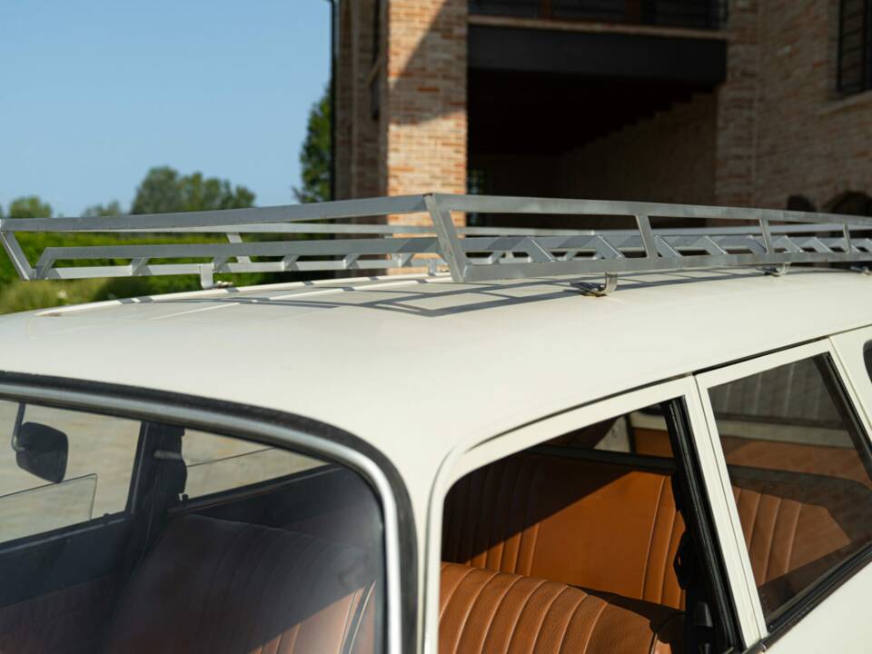 Immagine 13/50 di Peugeot 404 Familiale (1965)