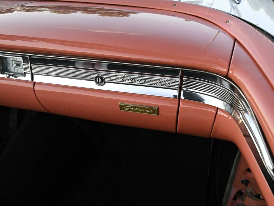Bild 43/50 von Ford Fairlane 500 Skyliner (1959)