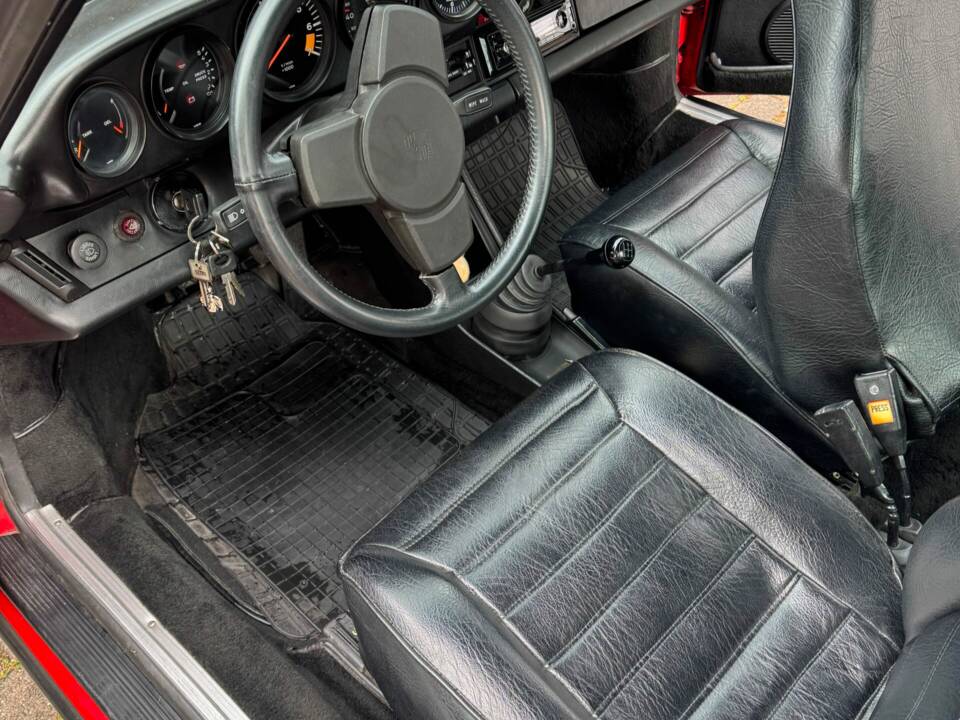 Bild 8/8 von Porsche 911 SC 3.0 (1978)