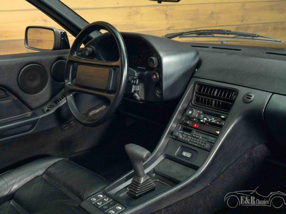 Bild 10/35 von Porsche 928 S (1986)
