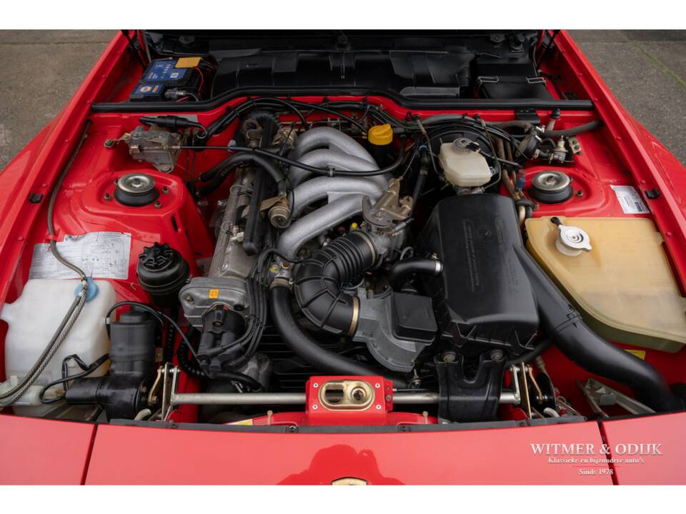 Bild 31/34 von Porsche 944 (1986)