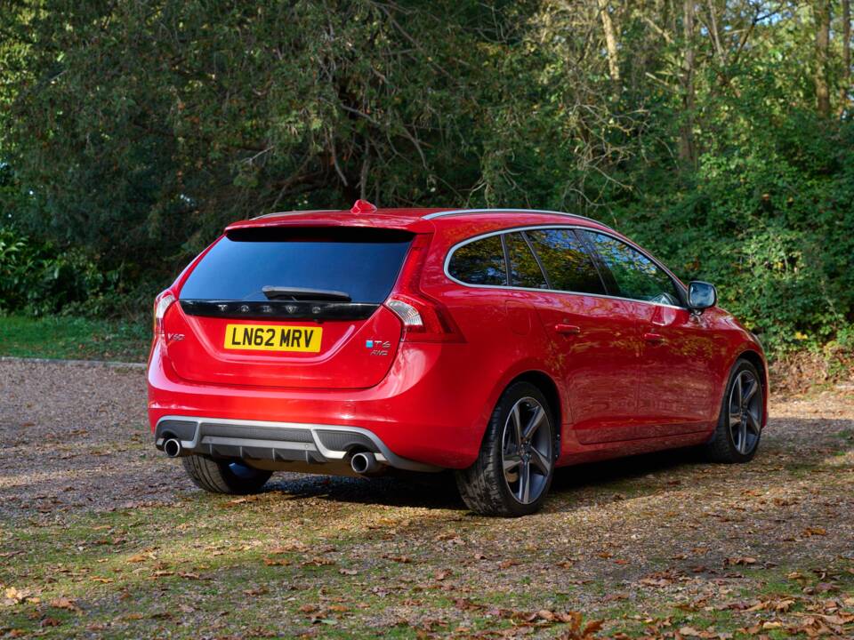 Bild 40/50 von Volvo V60 T6 (2012)