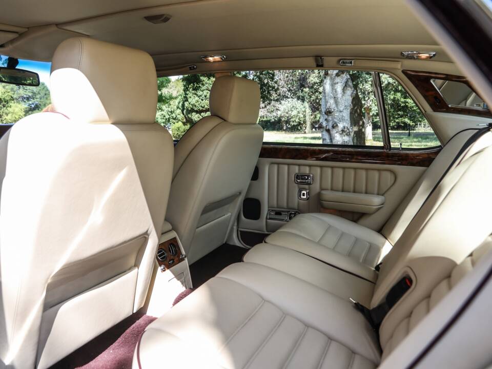 Imagen 21/35 de Bentley Turbo RT lang (1997)