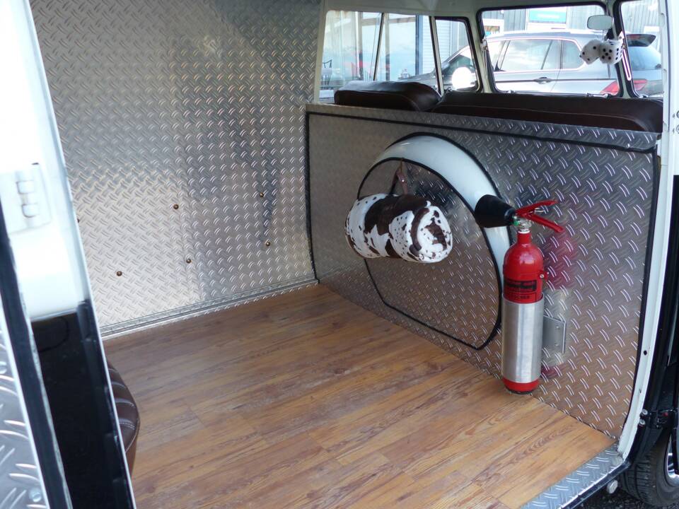 Bild 15/18 von Volkswagen T1 Kastenwagen (1963)