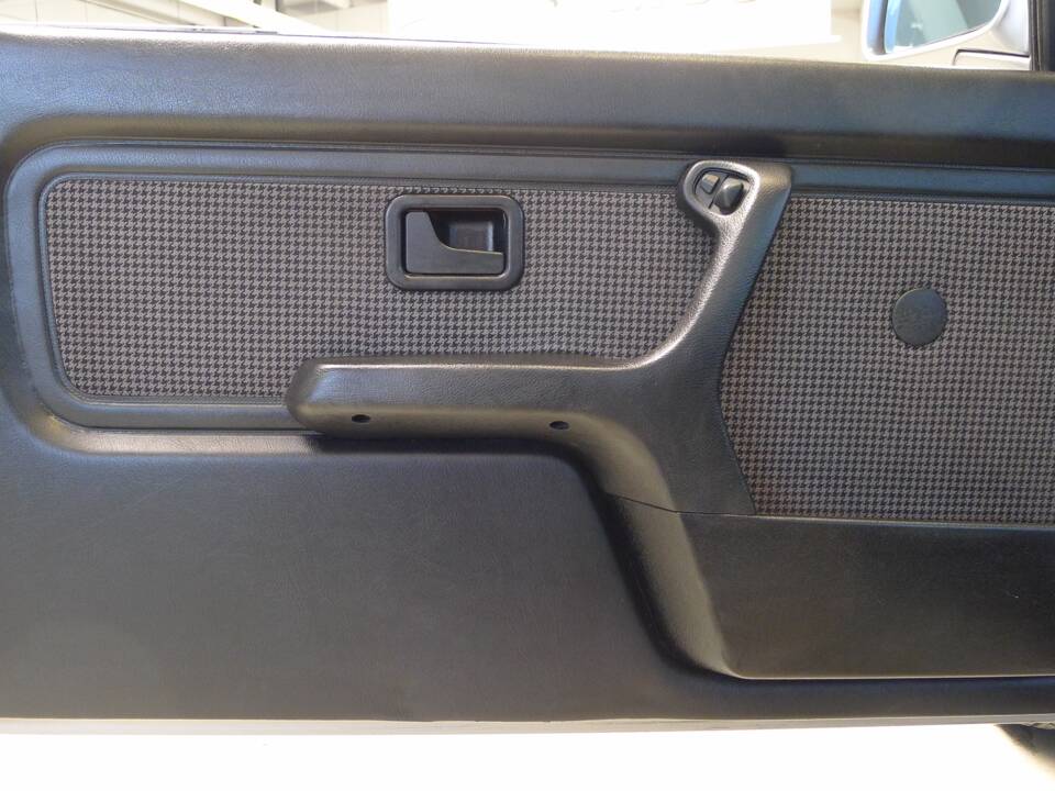 Immagine 39/45 di BMW M3 (1987)