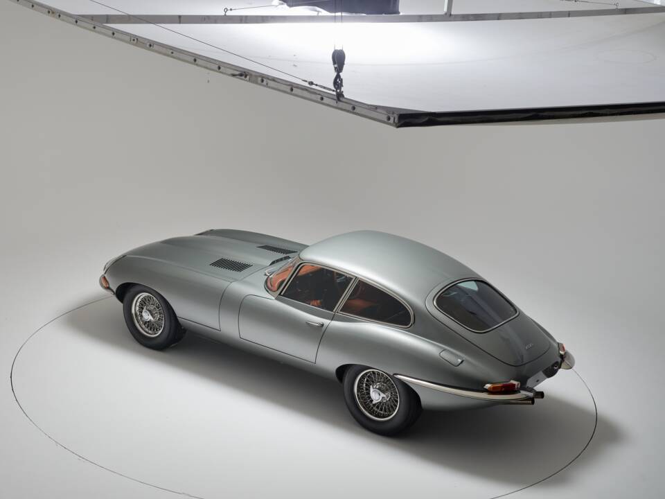 Bild 12/50 von Jaguar E-Type 3.8 Helm (1963)