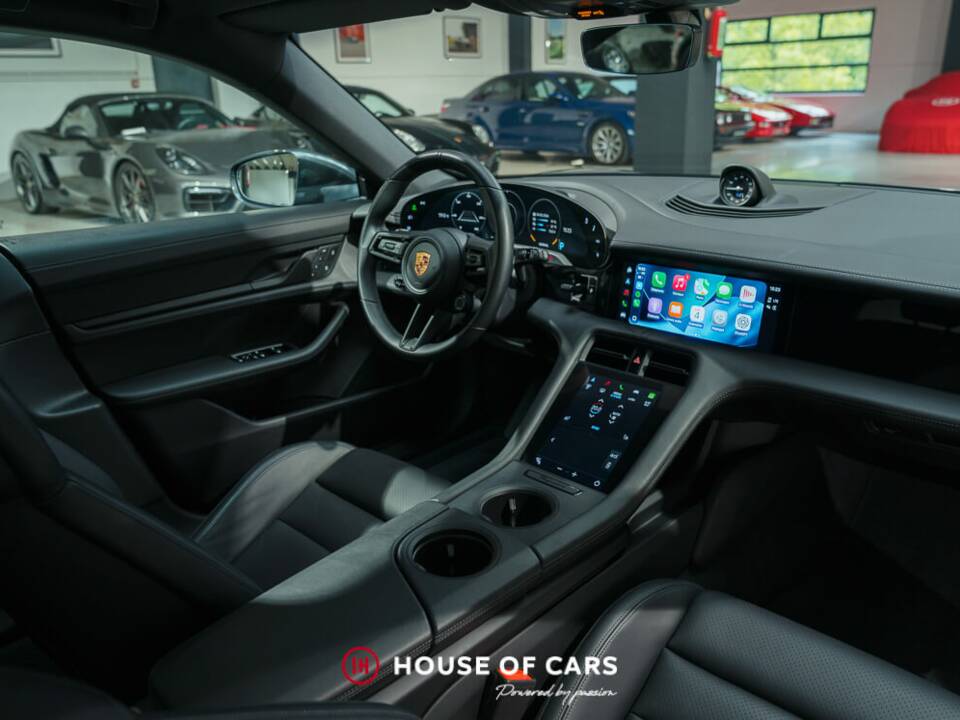 Image 16/23 of Porsche Taycan 4S Sport Turismo (2022)