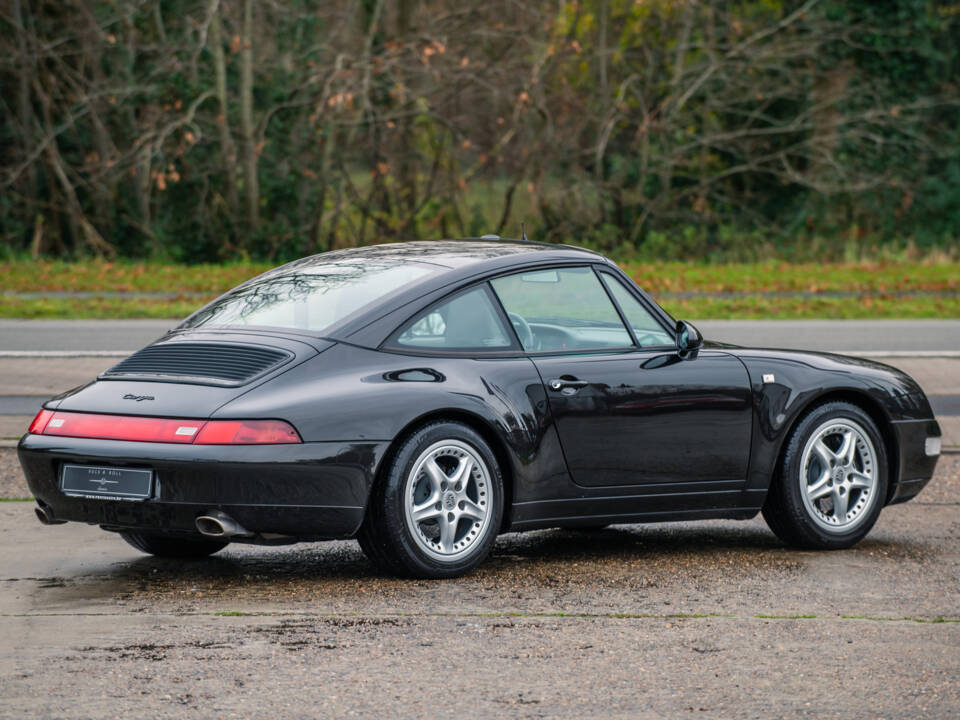 Bild 9/22 von Porsche 911 Carrera (1997)