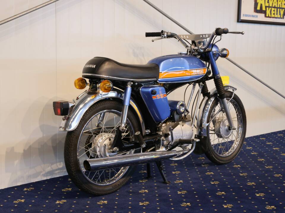 Immagine 3/24 di Yamaha SS 50 (1987)