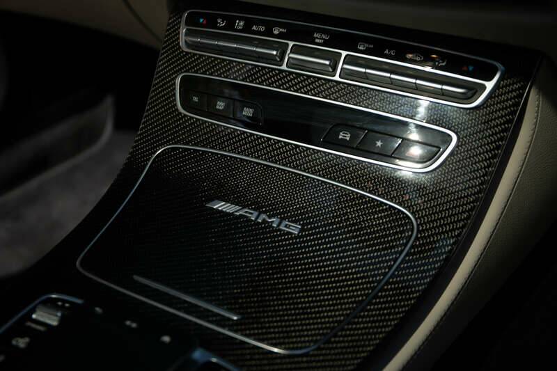 Image 26/45 de Mercedes-Benz AMG E 63 S 4MATIC+ T (2021)