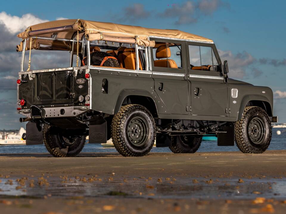 Bild 2/13 von Land Rover Defender 110 (2012)