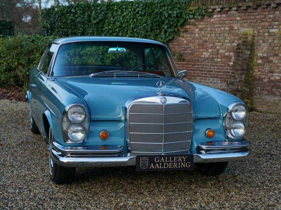 Bild 33/50 von Mercedes-Benz 250 SE (1967)