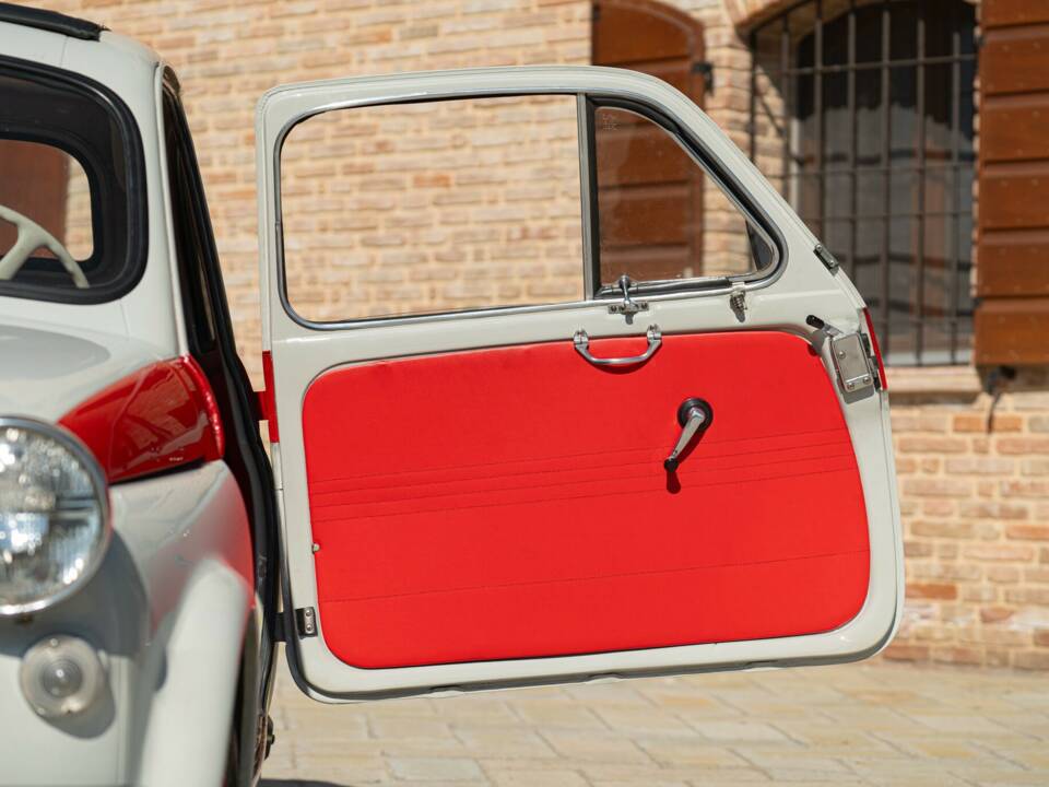 Bild 23/50 von FIAT 500 Nuova Sport (1960)