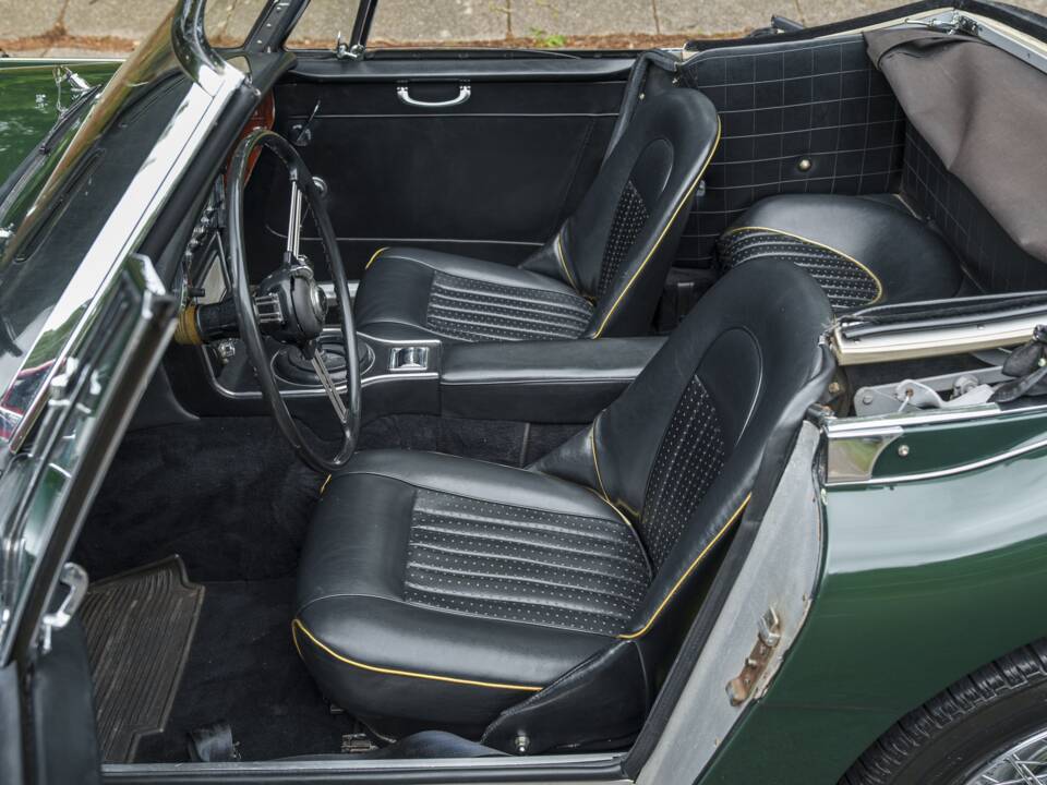 Image 28/29 of Austin-Healey 3000 Mk III (BJ8) (1967)